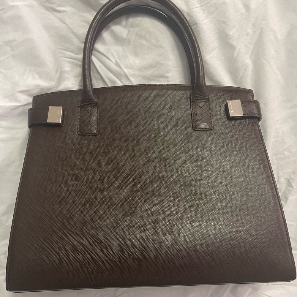 Burberry brown handbag excellent condition with top handle. Rare find!